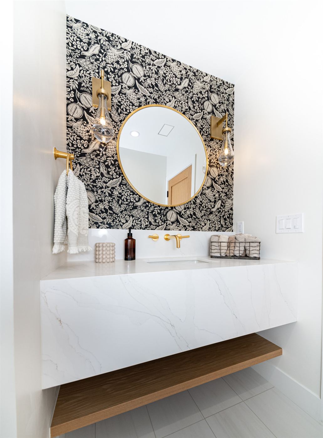 White vanity with quartz countertop and undermount sink